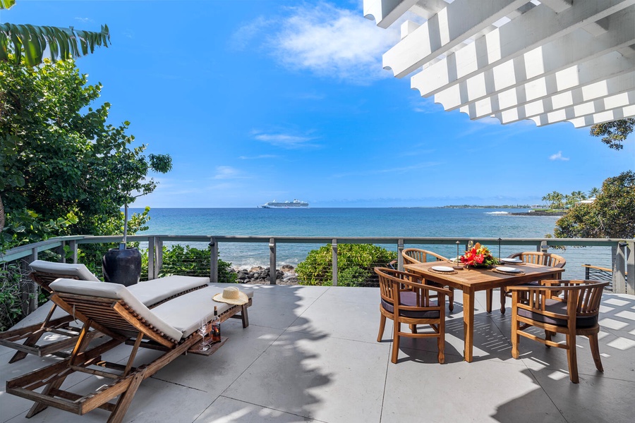 Dine al fresco with unobstructed ocean views—perfect for morning coffee or sunset cocktails.