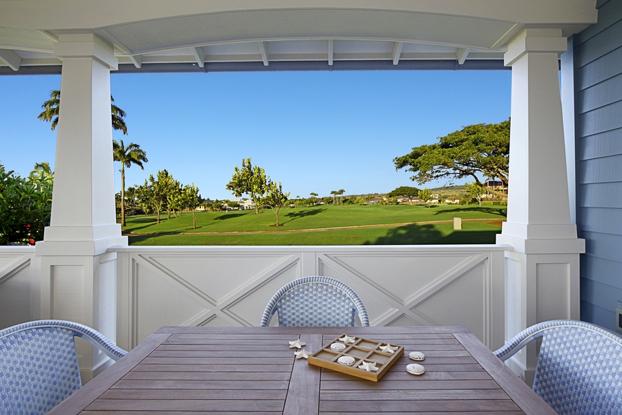 Front Lani with golf course views is equal to total relax!
