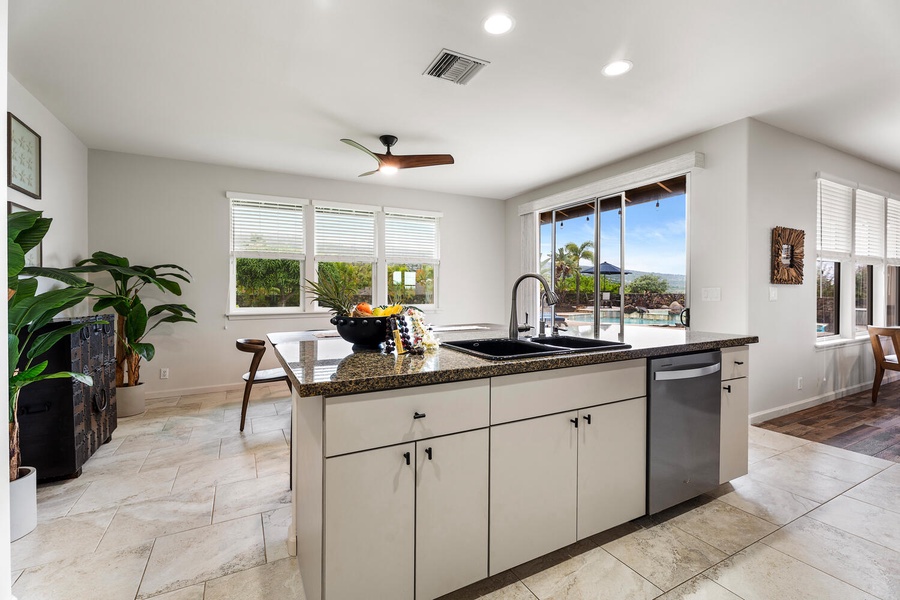 75179 Kamilo St KailuaKona HI-large-032-096-Kitchen 5-1500x1000-72dpi