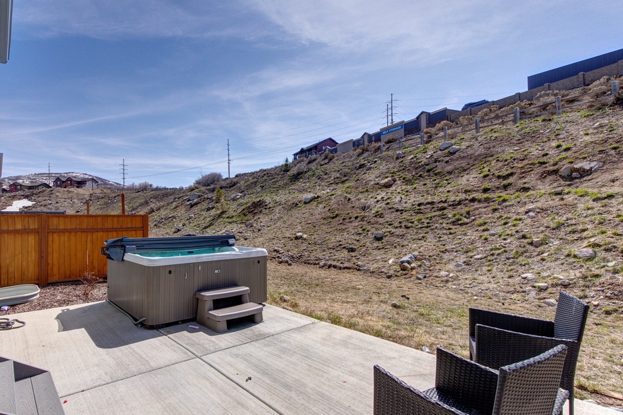 Private patio space with hottub