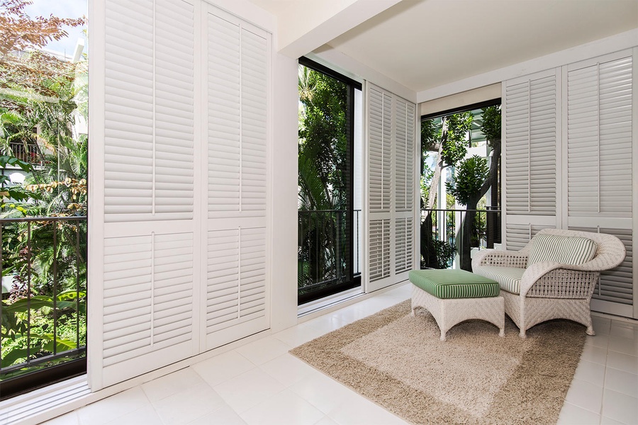 A nice spot to read a good book in the afternoon on the private lanai.