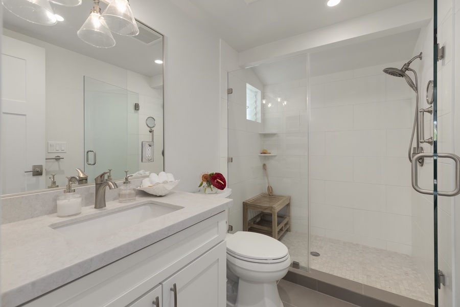 Front House Hallway Full Bathroom