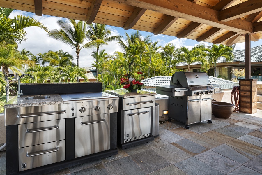 Outdoor kitchen and BBQ many dream of!