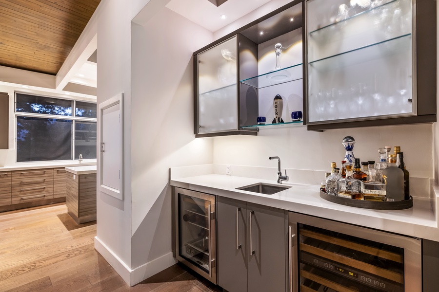Dedicated wet bar and beverage center—ideal for evening cocktails or wine nights in.