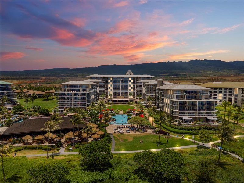 Sunset over the resort paints the sky near Honua Kai Konea 204—your serene evening backdrop.