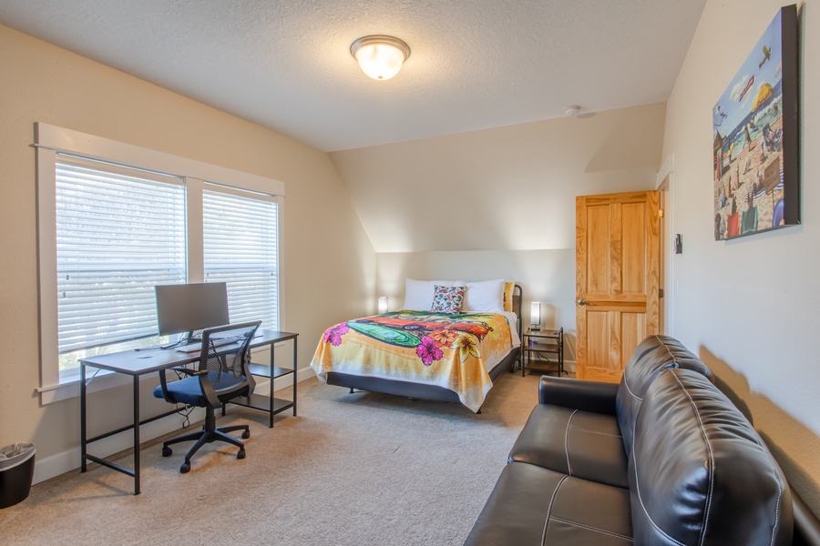 This bedroom accommodates up to 4 guests