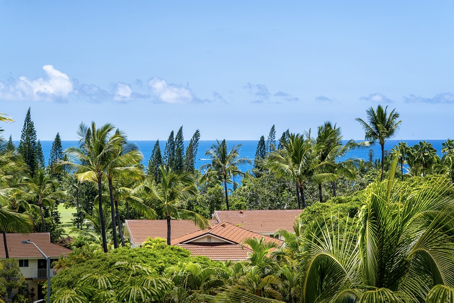 Lush tropical landscaping seen from the Upstairs Lanai!