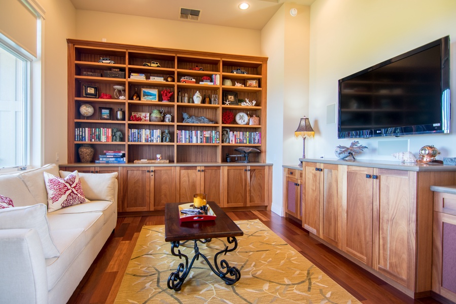 Library/Fourth Bedroom with a Queen Size Sleeper Sofa