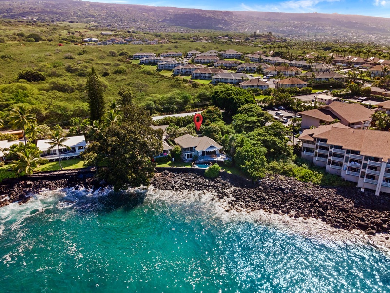 Just minutes from Ali‘i Drive, Magic Sands, and historic Kona spots—everything within reach.