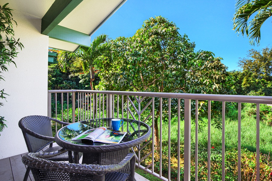 Enjoy the natural beauty of Kauai from the lanai