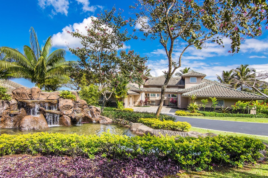 Just a short walk from your home you’ll find the heated community pool surrounded by terraced lava rocks and tropical flowers. For those who love a little exercise there's a 2 mile walk jog path winding through Princeville community that allows gorgeous mo