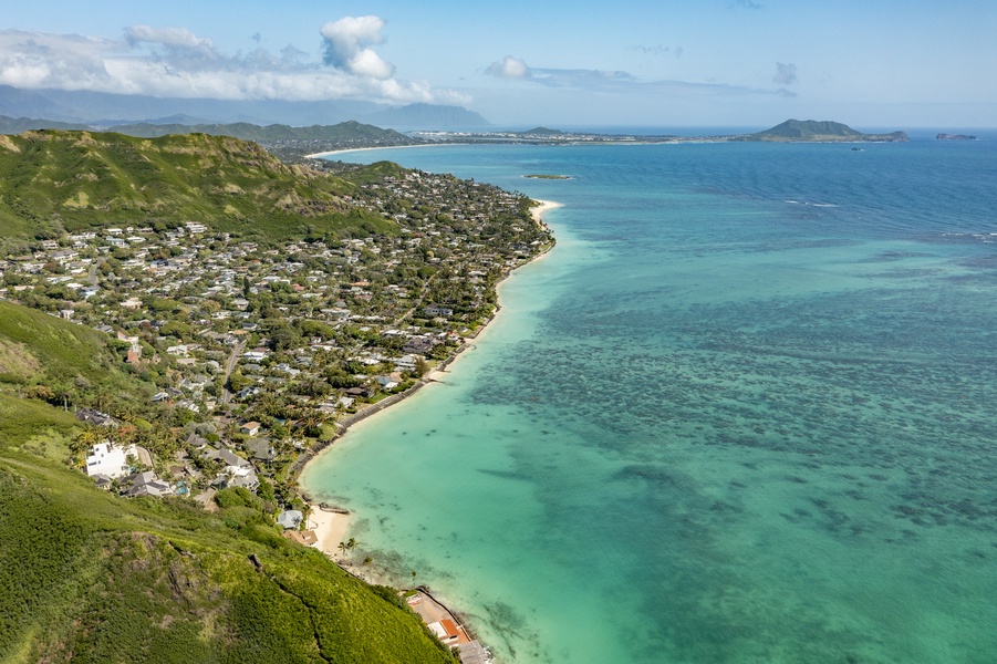 A closer look at the vibrant turquoise waters surrounding the Mokulua Islands.