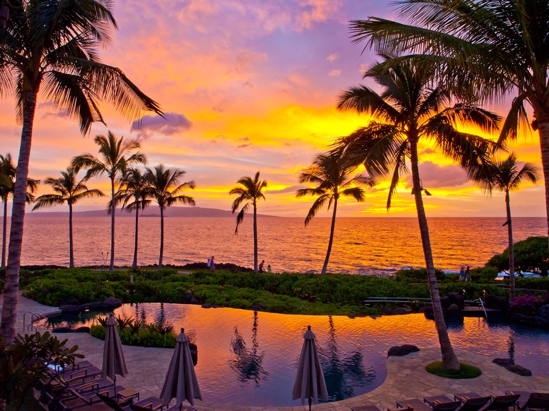 Sunsets Astound Throughout the Year at Wailea Beach Villas