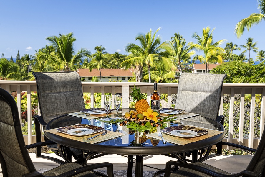 Enjoy your home prepared meals with a gorgeous Tropical backdrop