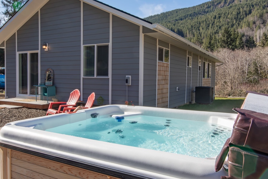 Soak in the stunning Pacific views from the porch or unwind in the hot tub