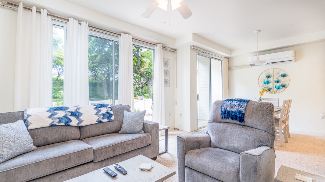 Watch your favorite TV show on the flat screen or take in the island breeze from the lanai.