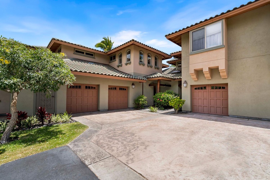 Garage and private entrace.
