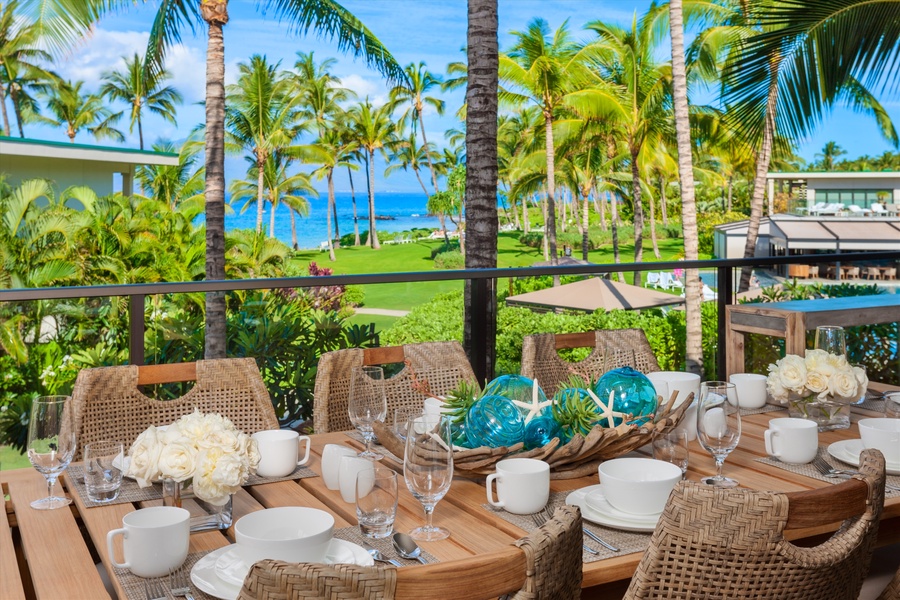 Dine al fresco with an epic view on the extra large covered lanai