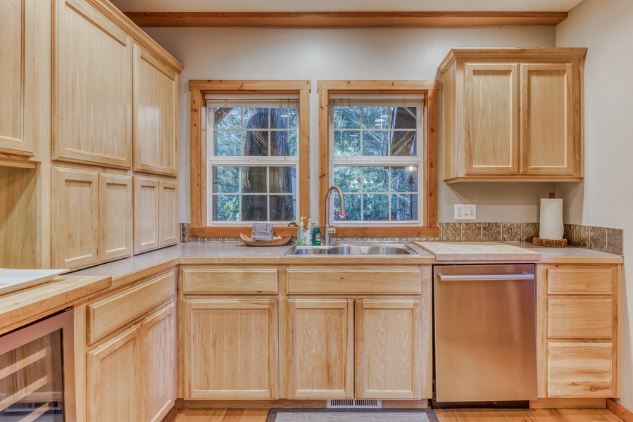 Even dishwashing becomes a delight with forest views.