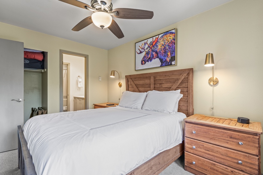 Primary suite with closet and ensuite bathroom