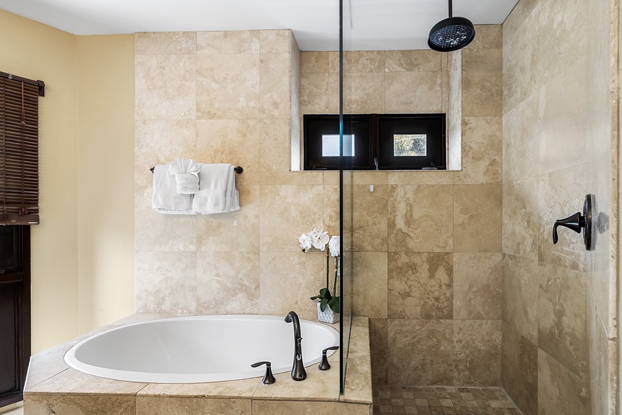 Travertine walk in shower