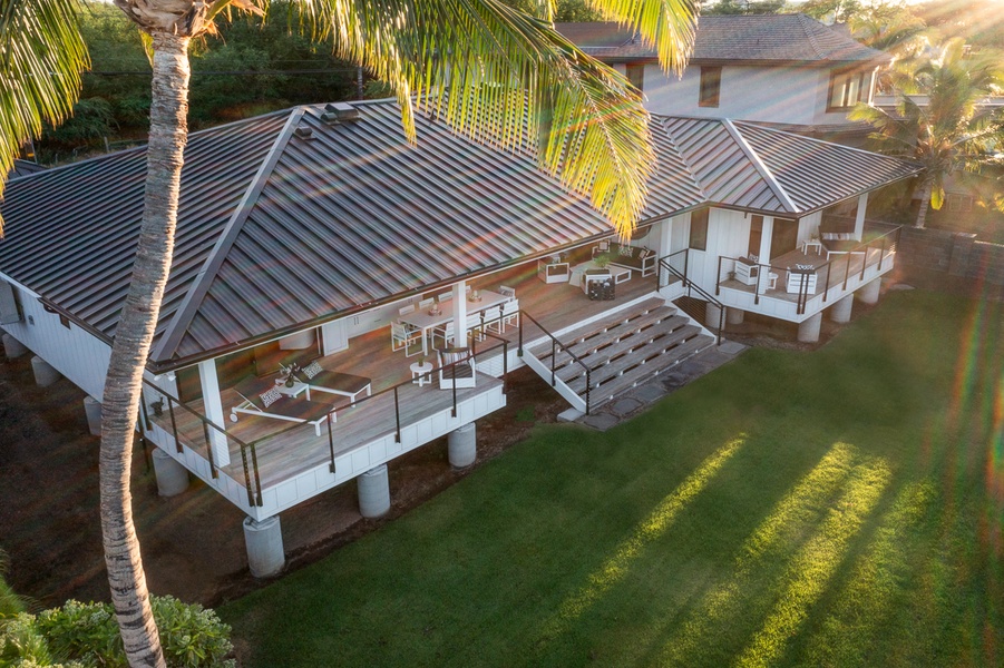 Elevated view of the home featuring the lanai