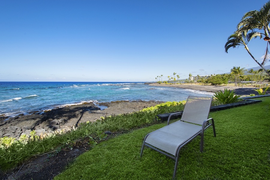 Relaxing seaside vibes with a breathtaking ocean view, the perfect spot for some rest & relaxation.