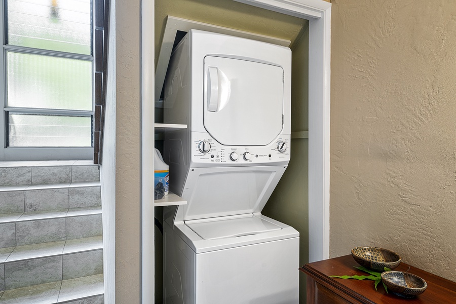 Full sized Washer / Dryer in the unit!