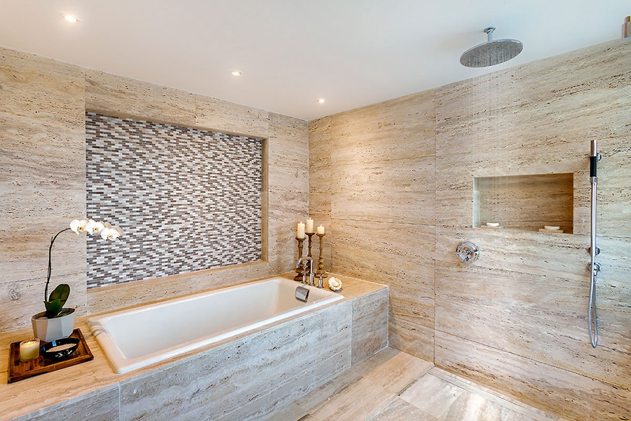 Take a refreshing soak in this luxurious tub in the ensuite bath room.