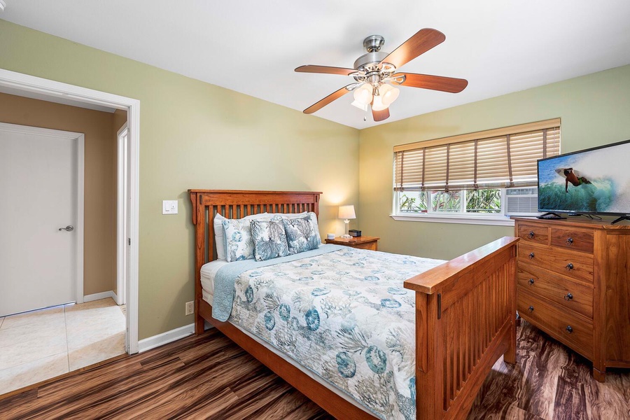 Guest Bedroom four at ground level equipped with A/C and Queen bed