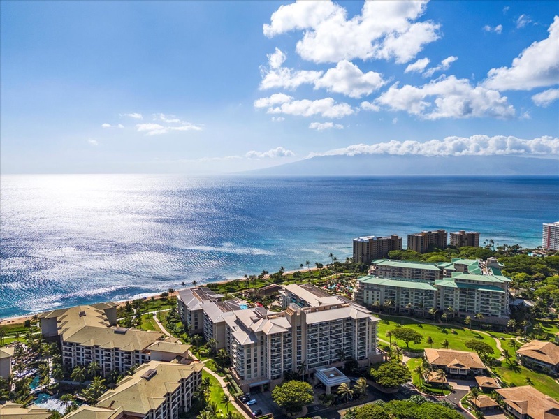 A sweeping aerial of Honua Kai Resort shows its beachfront location on North Kā‘anapali