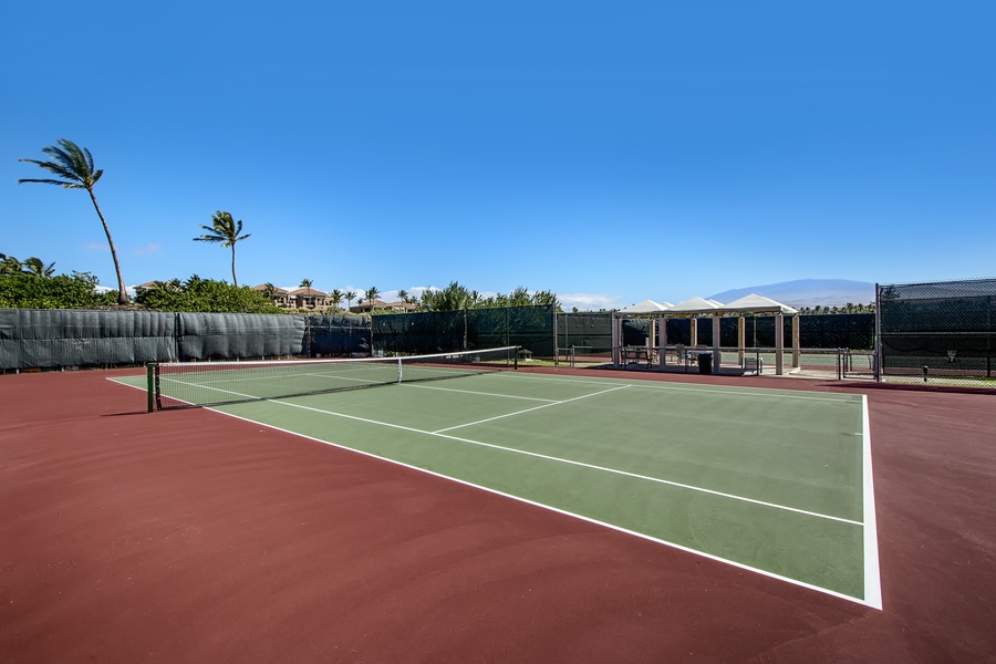 Complex tennis courts
