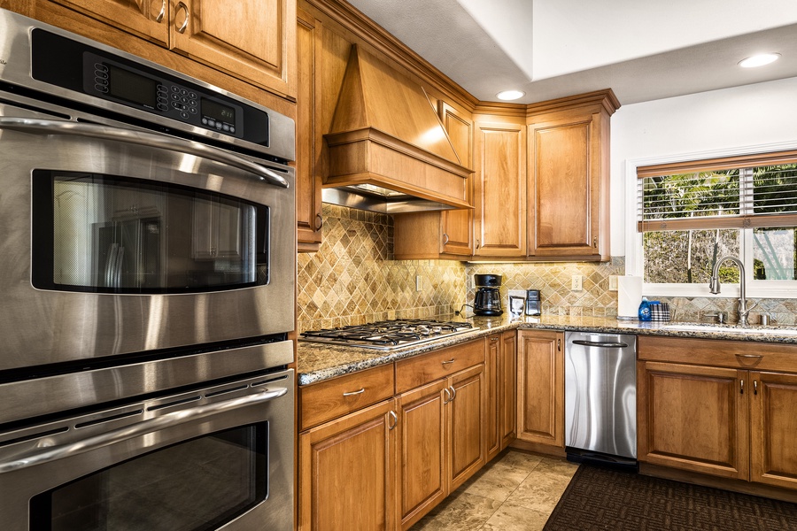 Stainless appliances with gas range