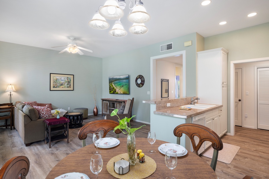 Gather for memorable meals in your Ko Olina home-away-from-home dining space.