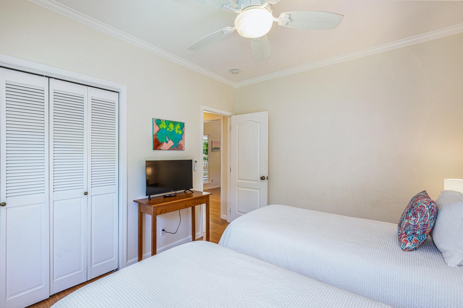 Twin Beds can be converted into a king for additional $50 fee