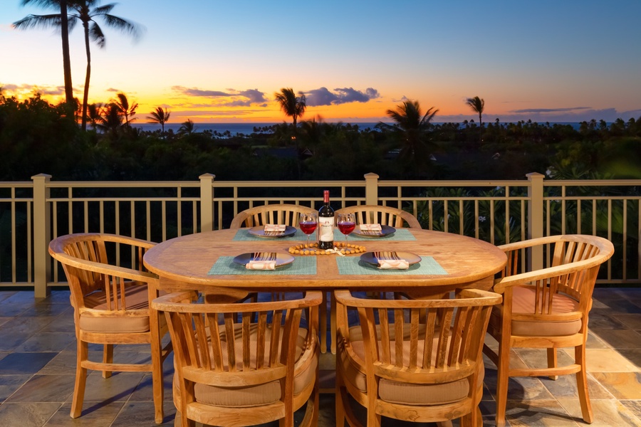 Stunning year round sunsets from the ocean view lanai of this spectacular villa.