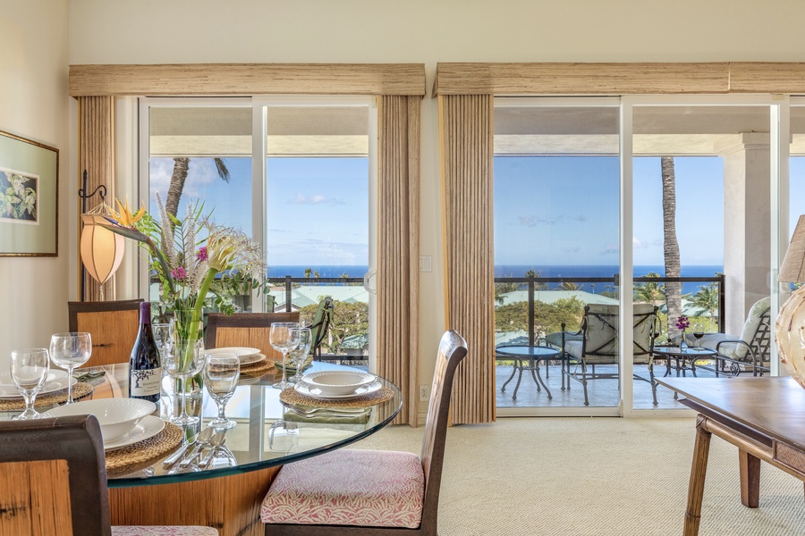 Indoor and outdoor dining both offer ocean views.