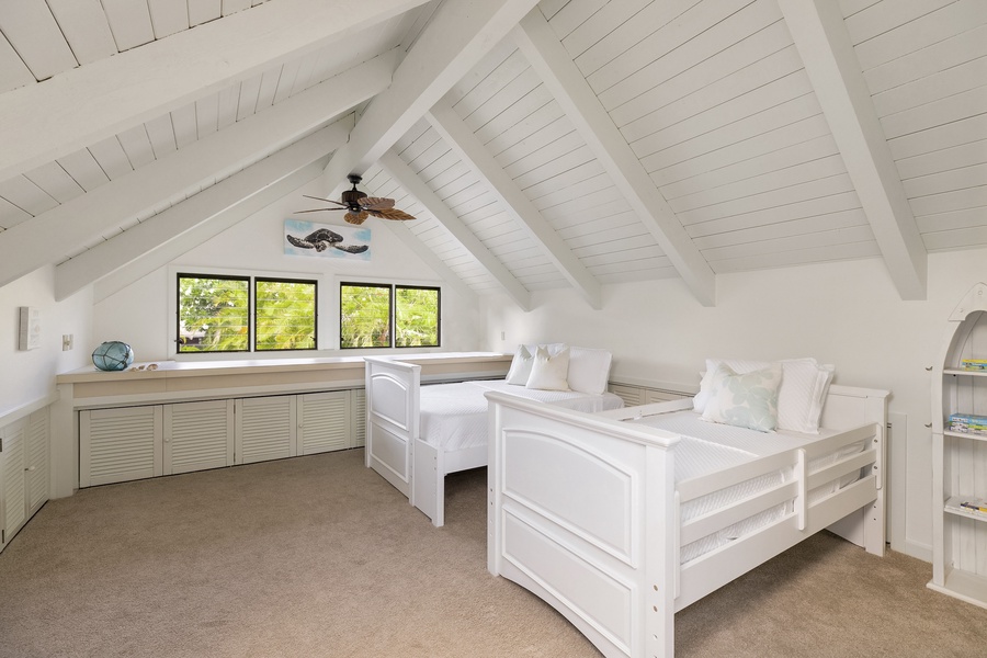 Upstairs Loft Bedroom with Ensuite Bathroom