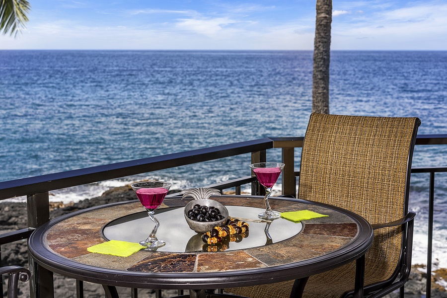 Another dining option on the wrap around Lanai!