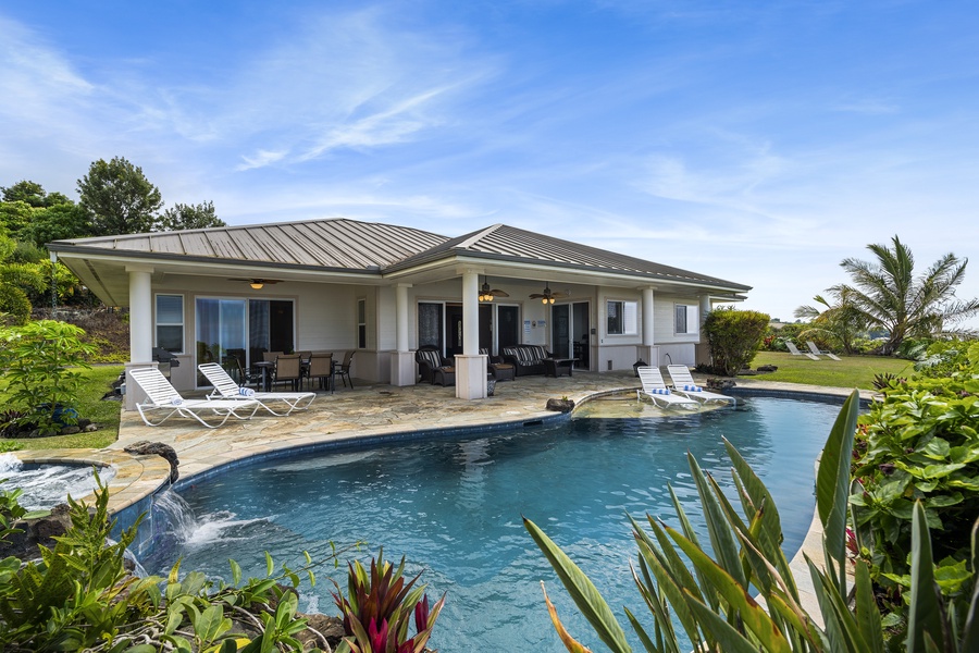 Large covered Lanai