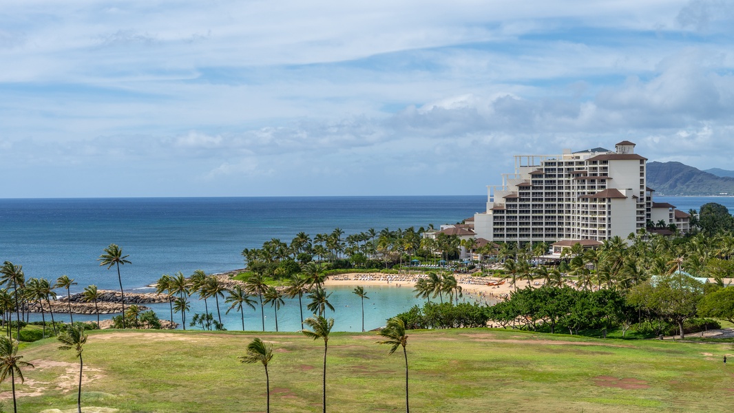 A view of the ocean, lagoon 2 and the Four Seasons from the lanai.