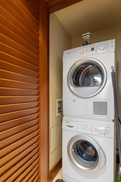 An in-unit washer and dryer to keep you clean and tidy.