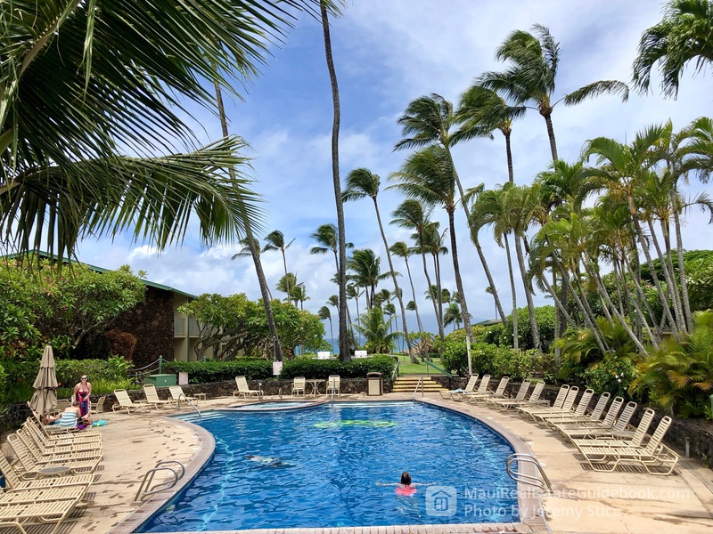 Main pool at Napili Shores