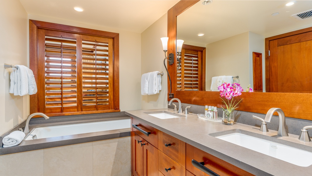 The primary guest bathroom with a large soaking tub.