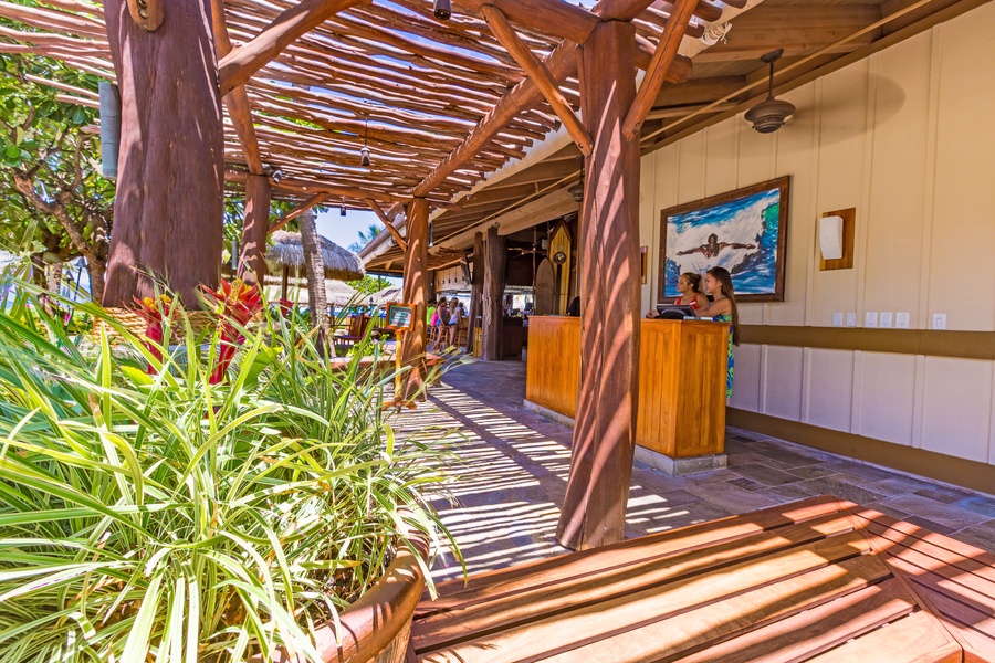 Enter through Duke’s shaded boardwalk, just moments from Honua Kai Konea 204’s tranquil escape.