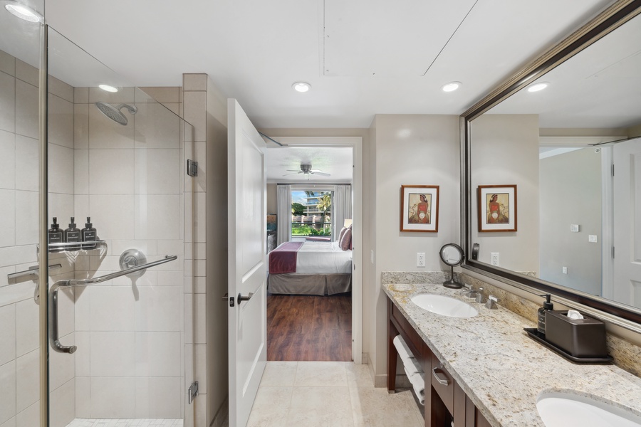 Seamless flow from bath to bedroom at Honua Kai Konea 204 ensures easy transitions and total comfort.