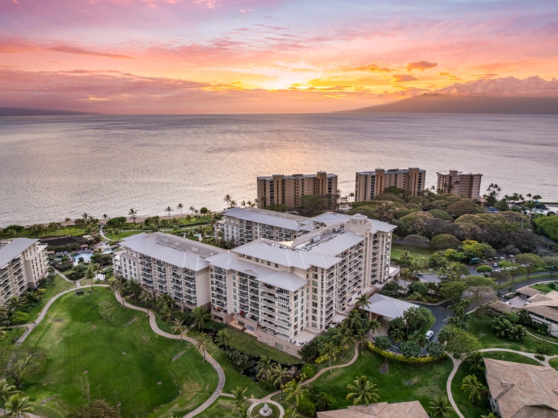 End the day with a sunset walk just beyond your lanai at Honua Kai Konea 204.