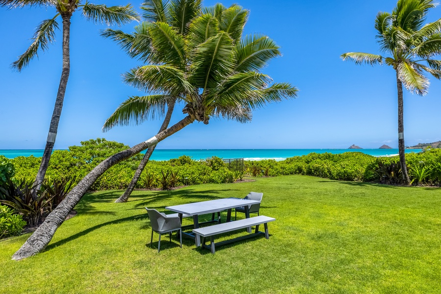 This beachfront villa is located on the famous shores of Kailua Beach