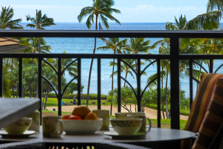 Tropical views and ocean breezes on your private lanai at Ko Olina O505.