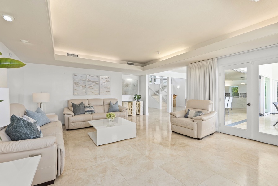 Comfort meets sophistication in this designer-furnished lounge, perfectly curated for relaxation and togetherness.